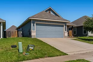 117 Dove Ct, Navasota, TX 77868 - Photo 2