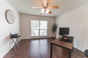 5431 Harbor Mist, Baytown, TX 77521 - Photo 2