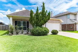 5431 Harbor Mist, Baytown, TX 77521 - Photo 1