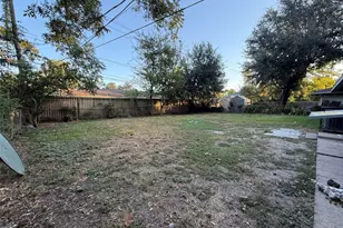 9526 Hammerly Blvd, Houston, TX 77080 - Photo 2