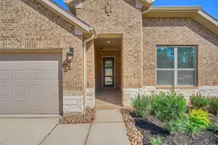 981 Youth Water Rd, Montgomery, TX 77316 - Photo 2