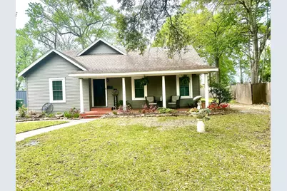 216 S William Barnett Avenue, Cleveland, TX 77327 - Photo 2