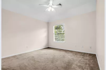 9502 Bending Willow Lane, Houston, TX 77064 - Photo 18