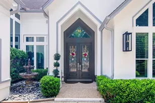 2 Day Lily Pl, The Woodlands, TX 77381 - Photo 2