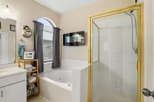 1303 Windleaf Dr, La Porte, TX 77571 - Photo 20