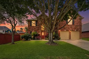 1303 Windleaf Dr, La Porte, TX 77571 - Photo 2
