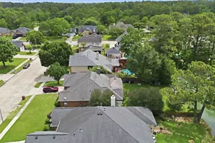 1303 Windleaf Dr, La Porte, TX 77571 - Photo 36