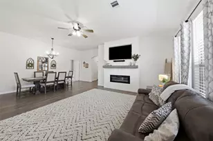 213 White Wing Ln, Sealy, TX 77474 - Photo 4