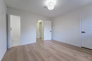 11618 Lakeside Pl Dr, Houston, TX 77077 - Photo 20