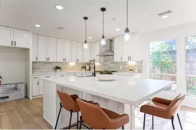 11618 Lakeside Place Drive, Houston, TX 77077 - Photo 8