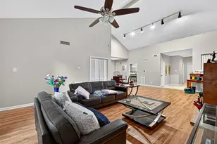 7655 S Braeswood Blvd, Houston, TX 77071 - Photo 4