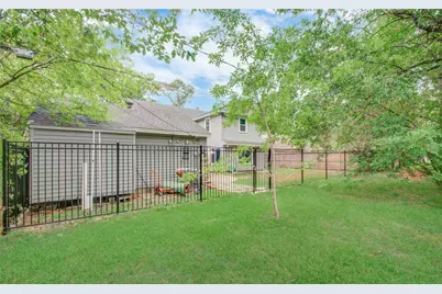 14611 Bramblewood Drive, Houston, TX 77079 - Photo 46