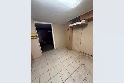 9422 Coffee Street, Houston, TX 77033 - Photo 4