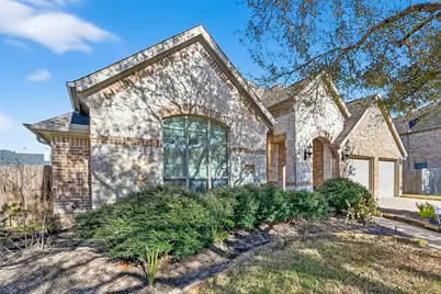 5115 Field Briar Lane, Sugar Land, TX 77479 - Photo 2