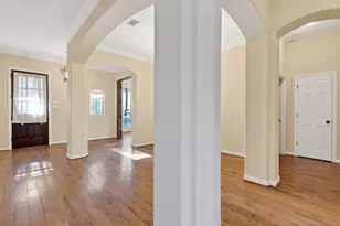 5115 Field Briar Ln, Sugar Land, TX 77479 - Photo 6