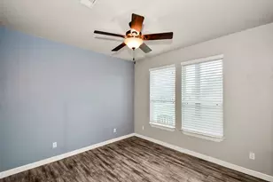 155 Horse Shoe Trail, Angleton, TX 77515 - Photo 26