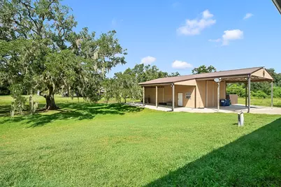155 Horse Shoe Trail, Angleton, TX 77515 - Photo 42