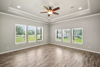 155 Horse Shoe Trail, Angleton, TX 77515 - Photo 12
