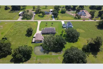 155 Horse Shoe Trail, Angleton, TX 77515 - Photo 40