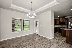155 Horse Shoe Trail, Angleton, TX 77515 - Photo 16