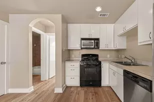 5941 S Loop E, Houston, TX 77033 - Photo 18