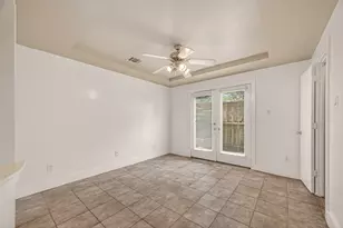 5941 S Loop E, Houston, TX 77033 - Photo 6