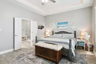 945 Gulfview Dr, Crystal Beach, TX 77650 - Photo 20
