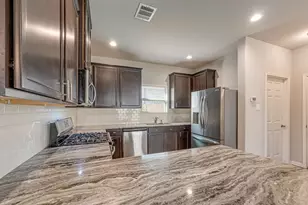 10314 Birch Peak Dr, Rosharon, TX 77583 - Photo 12