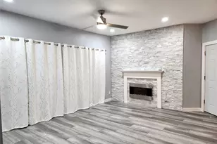 6500 Harbor Town Dr, Houston, TX 77036 - Photo 6