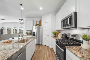 3711 High Plns Dr, League City, TX 77573 - Photo 4