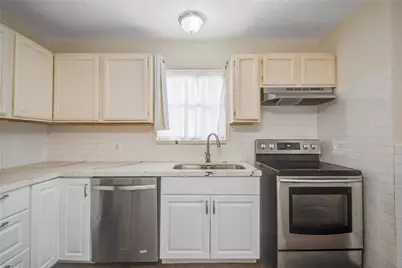 14450 Victoria Street, Houston, TX 77015 - Photo 8