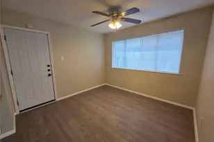 2777 Forest Point Dr, League City, TX 77573 - Photo 6
