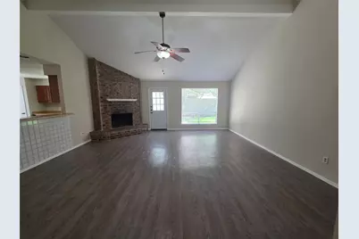 2777 Forest Point Drive, League City, TX 77573 - Photo 2
