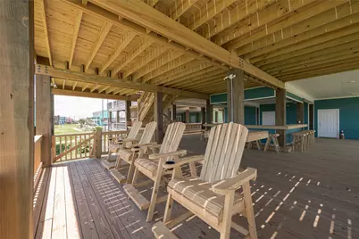 1960 Avenue I, Crystal Beach, TX 77650 - Photo 32