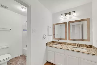 9310 Stone Post Circle, Houston, TX 77064 - Photo 34