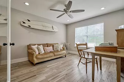 38 E Gaslight Place, The Woodlands, TX 77382 - Photo 8