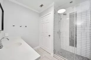 7527 Brush Wood Dr, Houston, TX 77088 - Photo 36