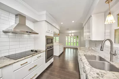 7527 Brush Wood Drive, Houston, TX 77088 - Photo 22