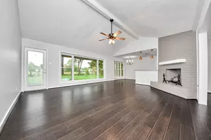 7527 Brush Wood Dr, Houston, TX 77088 - Photo 10