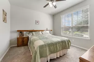 5835 Brimstone Hill Ln, Conroe, TX 77304 - Photo 6