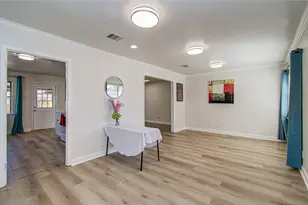 5926 Ettrick Dr, Houston, TX 77035 - Photo 6