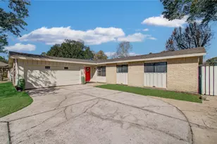 5926 Ettrick Dr, Houston, TX 77035 - Photo 4