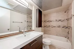 1815 Commonwealth St, Houston, TX 77006 - Photo 10