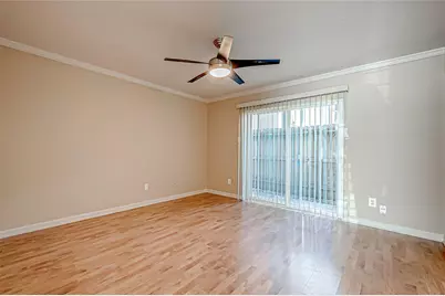 1815 Commonwealth Street #B, Houston, TX 77006 - Photo 8