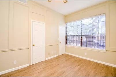 4 Bayou Pointe Drive, Houston, TX 77063 - Photo 14