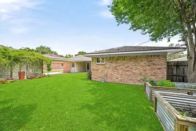 6131 Yarwell Drive, Houston, TX 77096 - Photo 46