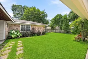 6131 Yarwell Dr, Houston, TX 77096 - Photo 46