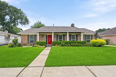 6131 Yarwell Drive, Houston, TX 77096 - Photo 2