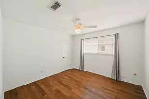 6131 Yarwell Dr, Houston, TX 77096 - Photo 36