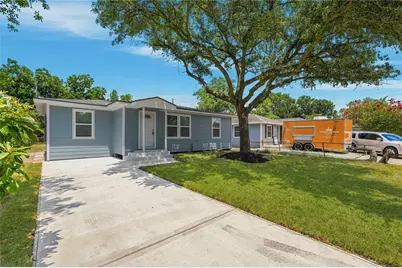 10629 Fairfax Street, Houston, TX 77029 - Photo 2